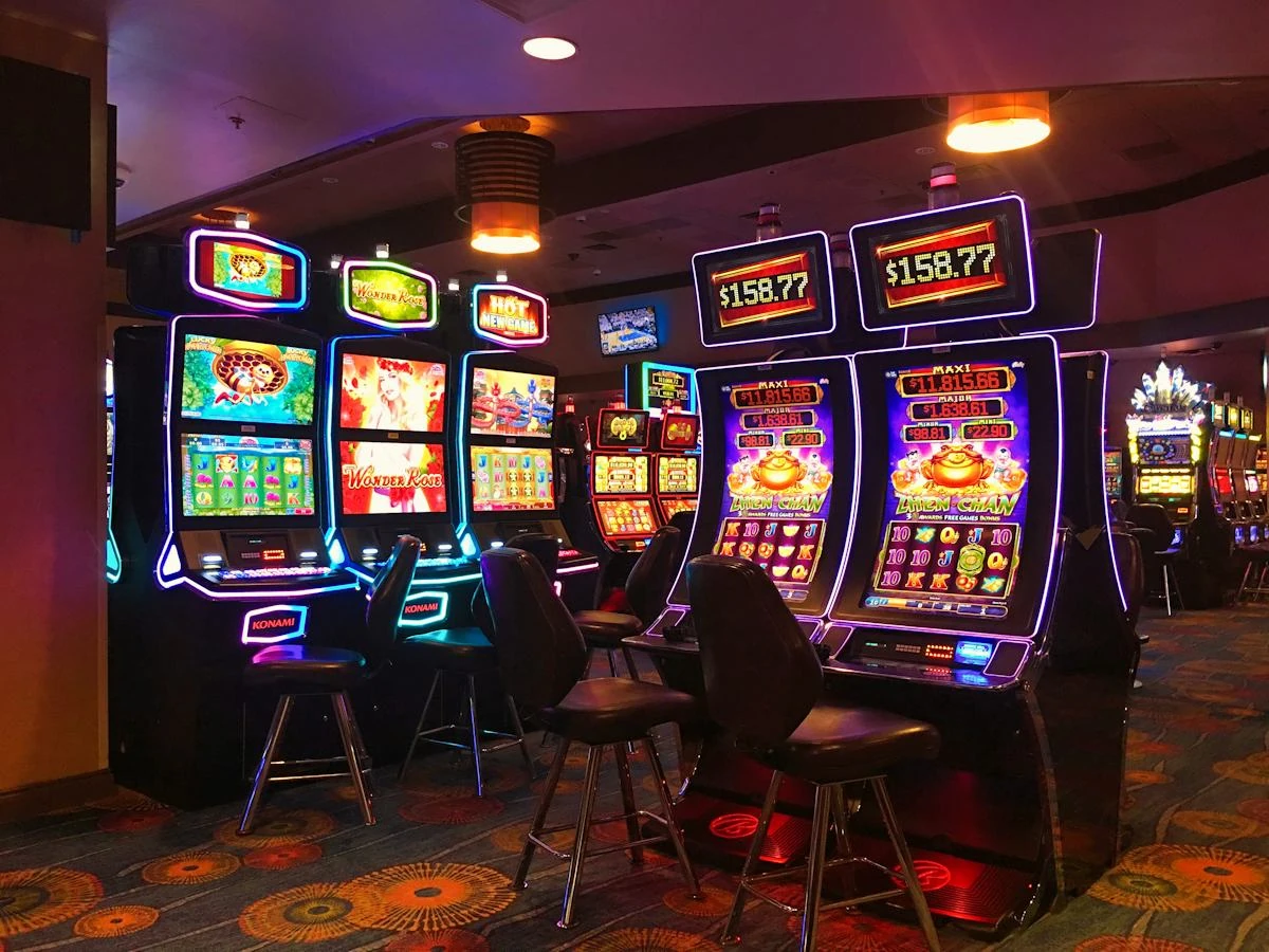 Canadian hotel and entertainment destination atmosphere